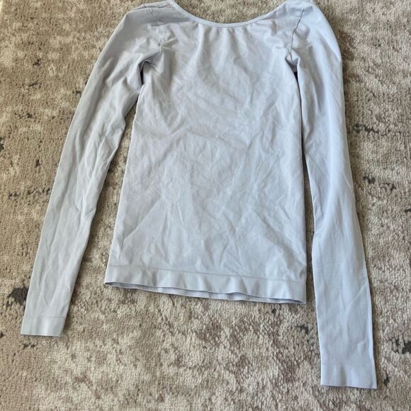 NWOT Free People Low Back Seamless Long Sleeve Top Sz XS in Color Skywriting - Picture 6 of 12